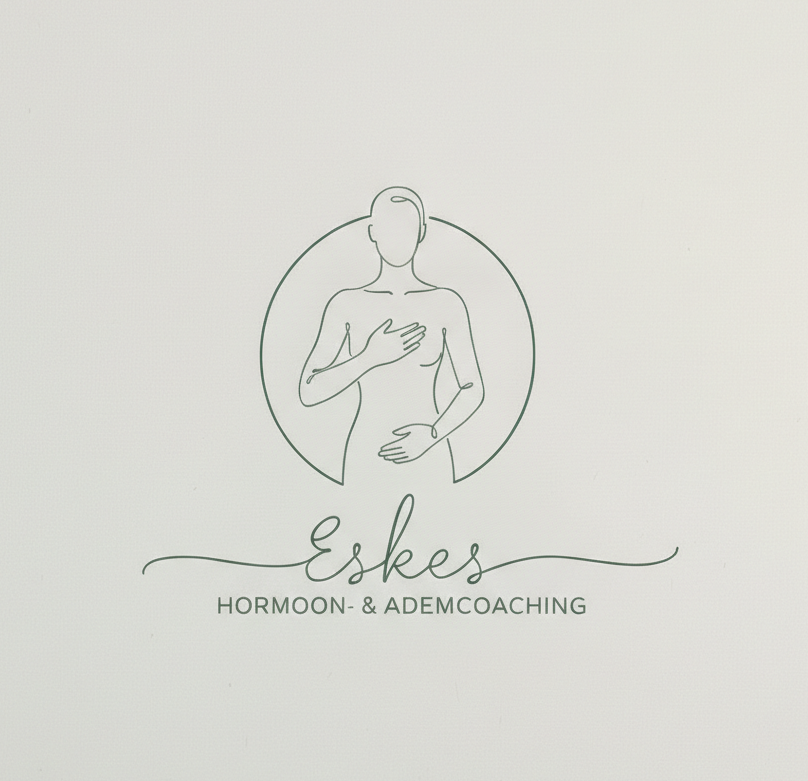 The Art of Drawing Readers In: Your attractive post title goes here Logo2